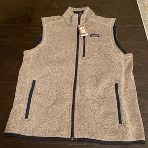 NWT Large Oar Tan Mens Patagonia Vest